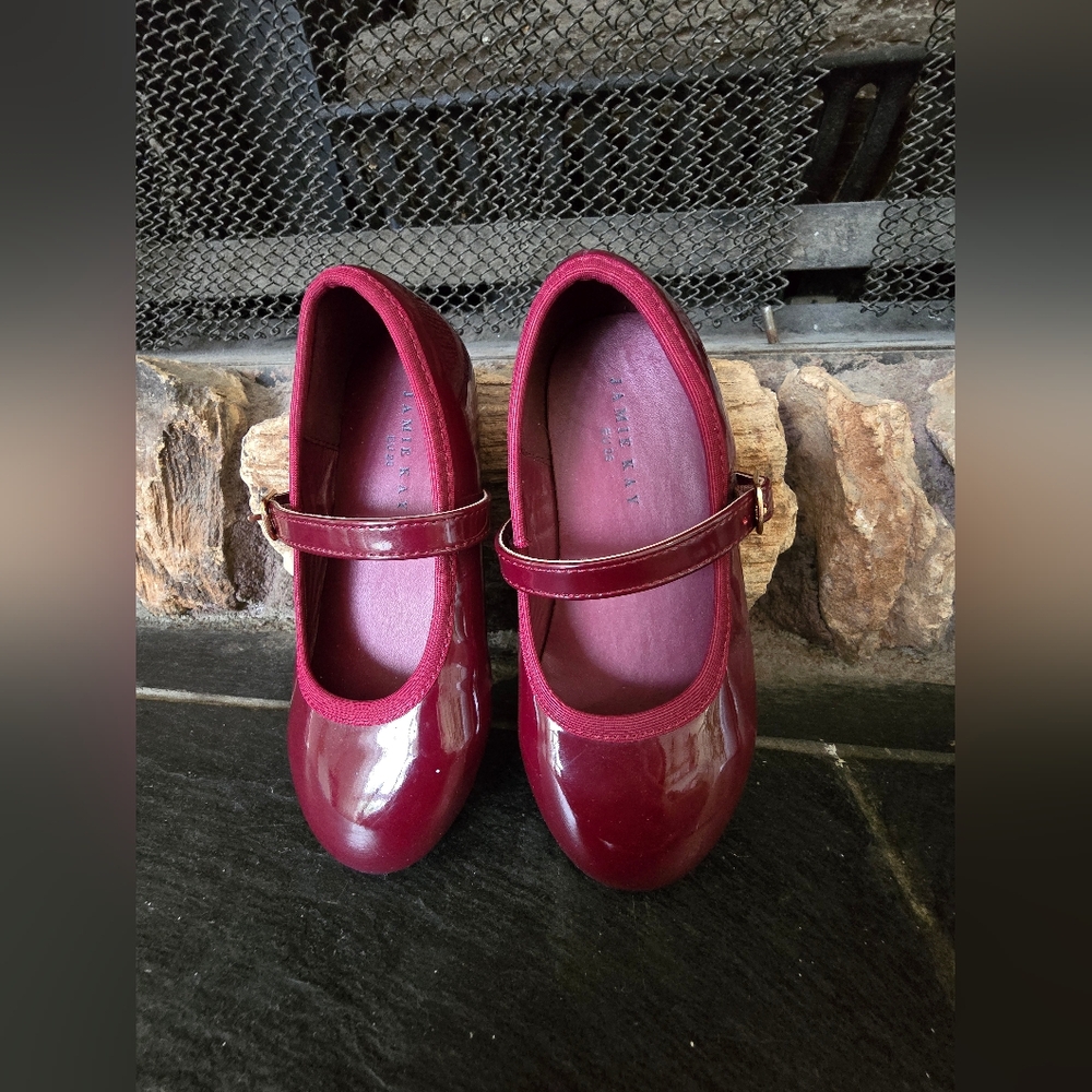 Jamie Kay Cranberyy Ballet Flat Shoes Size 9.5